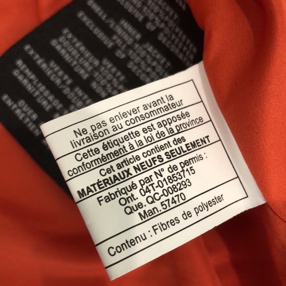 Like new! - COLE HAAN - 2 Jackets in one! - Puffer & Weather Proof Outer Coat - Picture 11 of 13